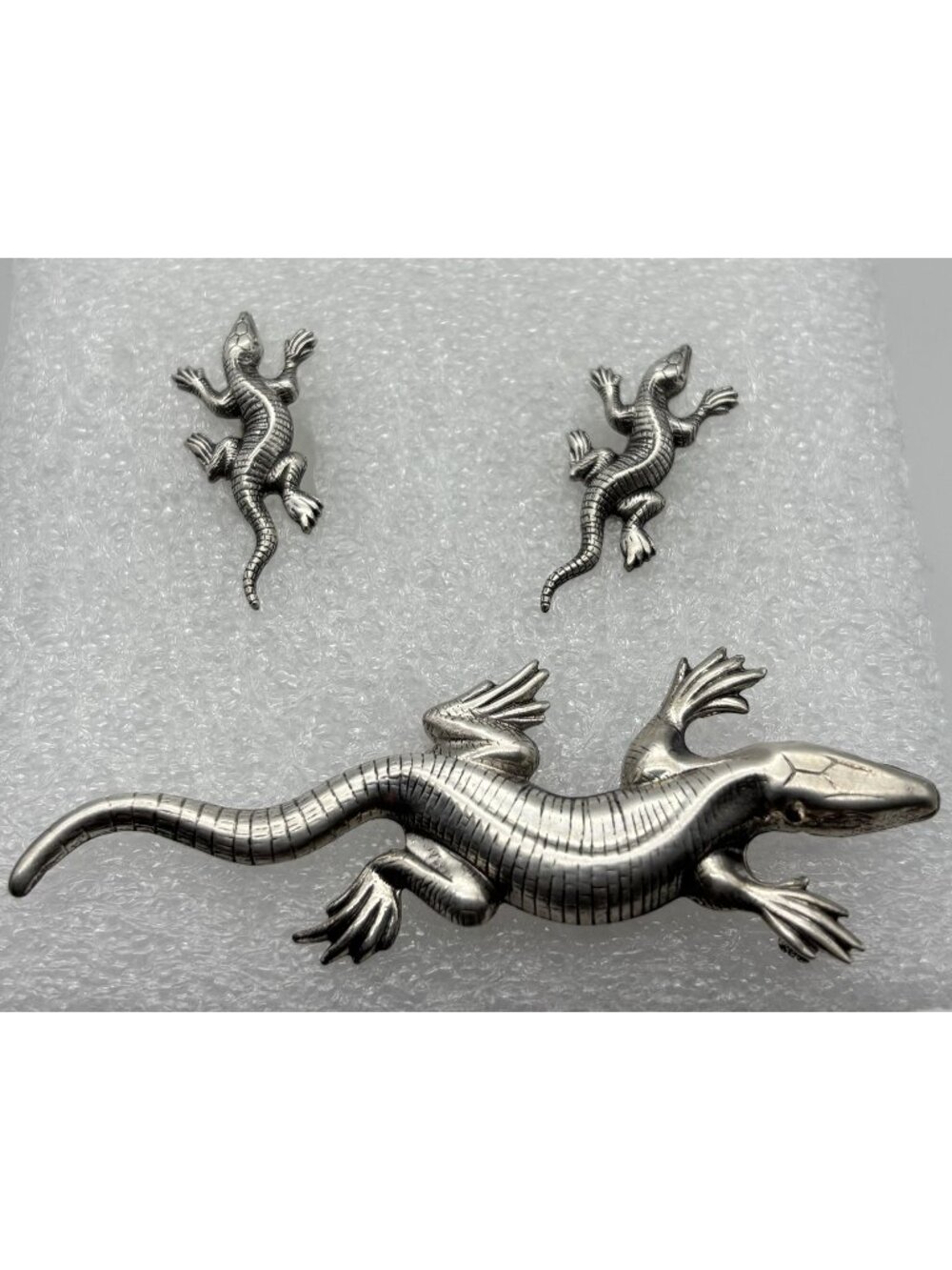 Vintage Lang Sterling Silver Gecko Lizard Brooch and Screw Back Earrings Set